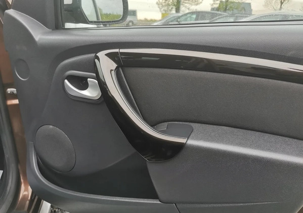 Dacia Duster cena 27990 przebieg: 108251, rok produkcji 2011 z Lubycza Królewska małe 742